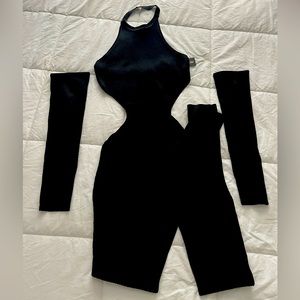 3-piece Halter Neck Bodysuit by Pretty Little Thing